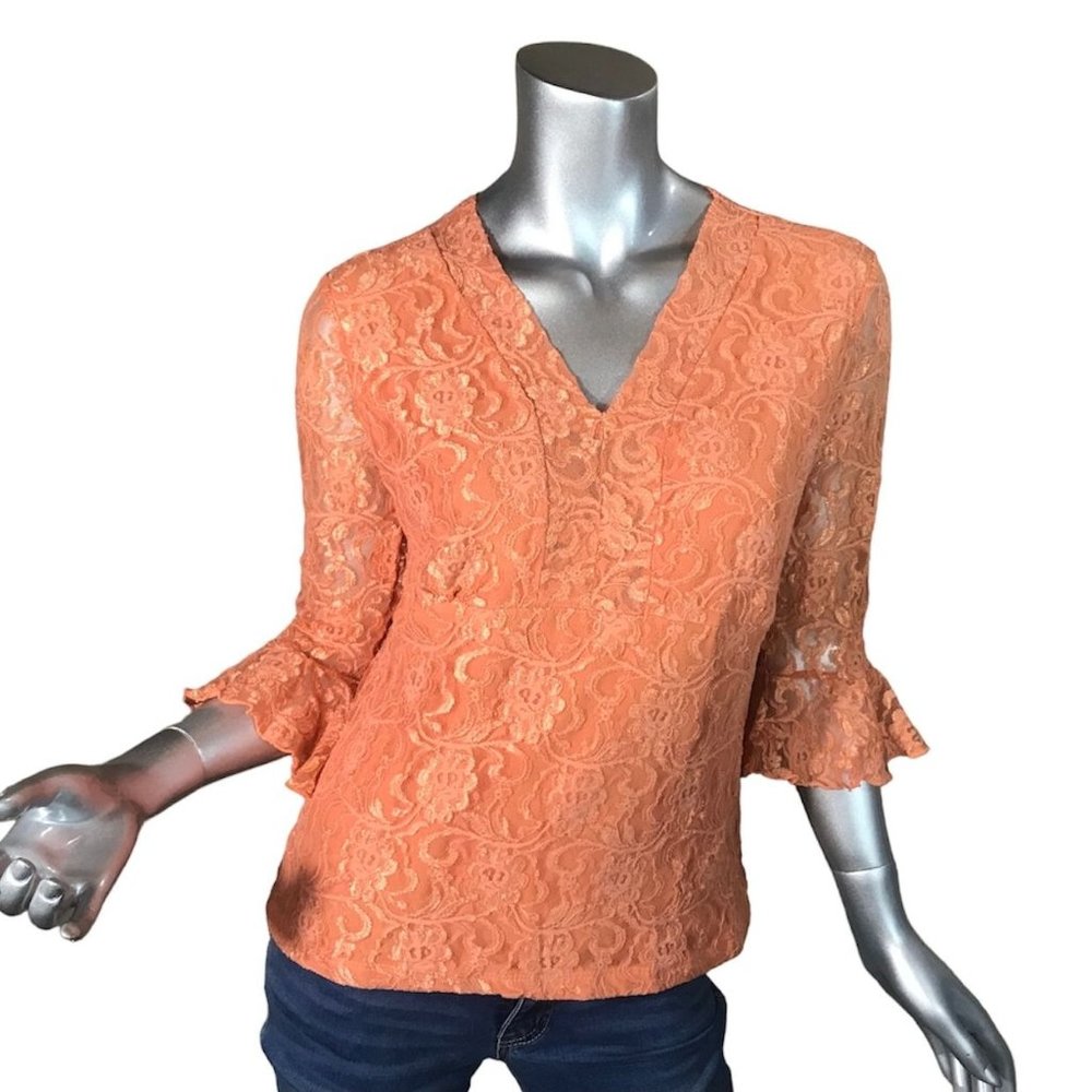 Carrie Allen CA Women's Medium Orange Lace Ruffle Bell Sleeve Blouse V Neck Stre
